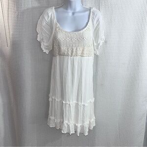 Charlotte Russe White crochet tiered mini dress size medium